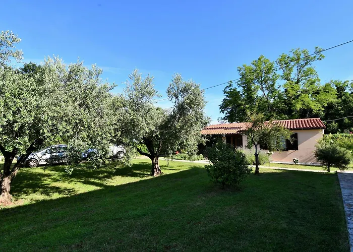 House Ariella
