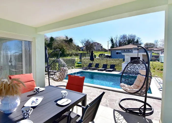 Family Friendly House With A Swimming Pool Buroli, Umag - 22400